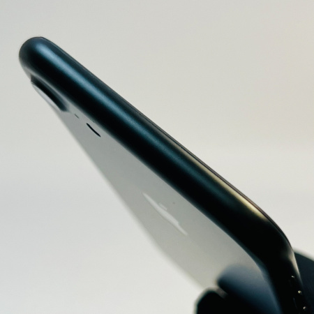 iPhone 7 б/у Состояние "Отличный" iPhone 7 б/у Состояние "Отличный"