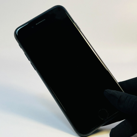 iPhone 7 б/у Состояние "Отличный" iPhone 7 б/у Состояние "Отличный"